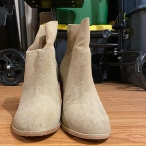 Women’s size 10 Anthropologie Ankle Boots